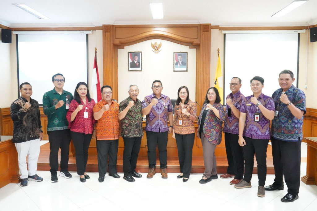 TAHAP PRESENTASI DALAM AJANG MANGUPURA AWARD